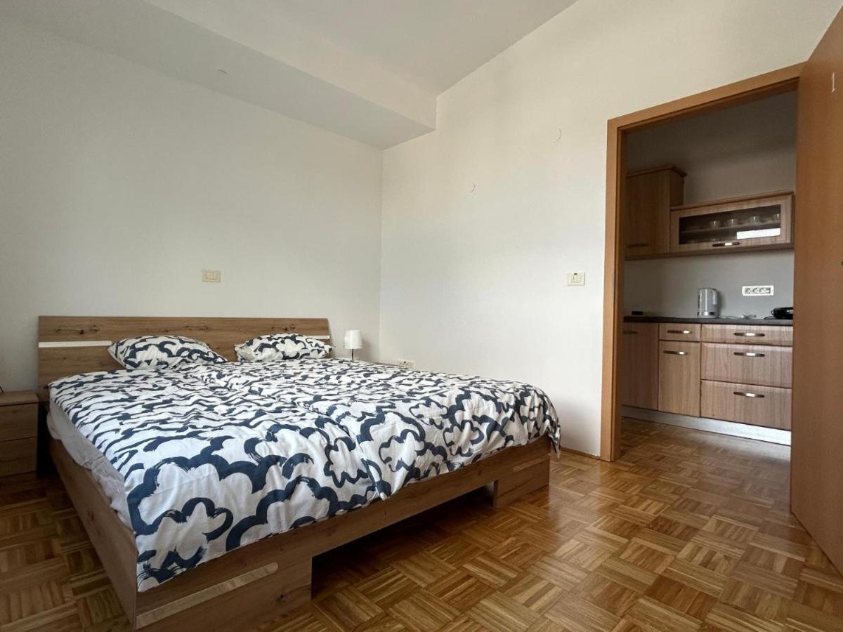 Apartma Lunca 3 Любляна Экстерьер фото